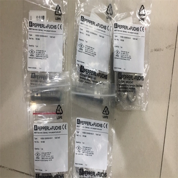 機械規格P+F倍加福UC4000-30GM-IUR2-V15聲波傳感器